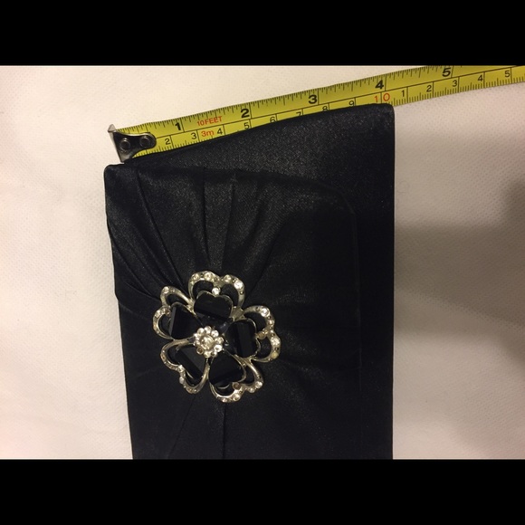 Super cute evening clutch - Picture 3 of 3